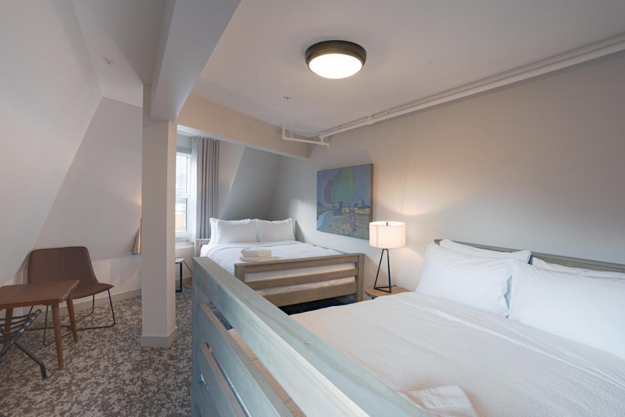 Basecamp Suites Banff Ngoại thất bức ảnh