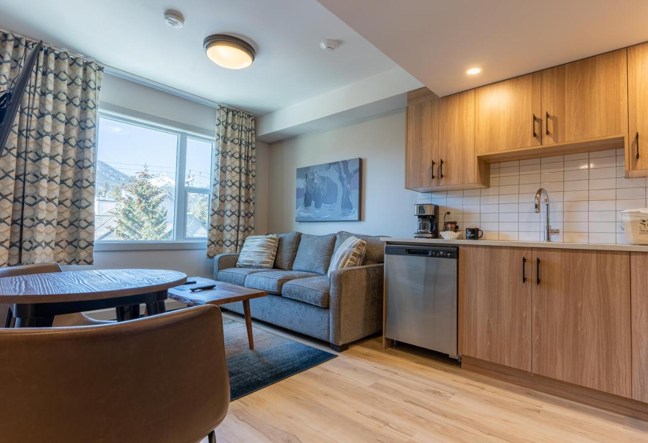 Basecamp Suites Banff Ngoại thất bức ảnh