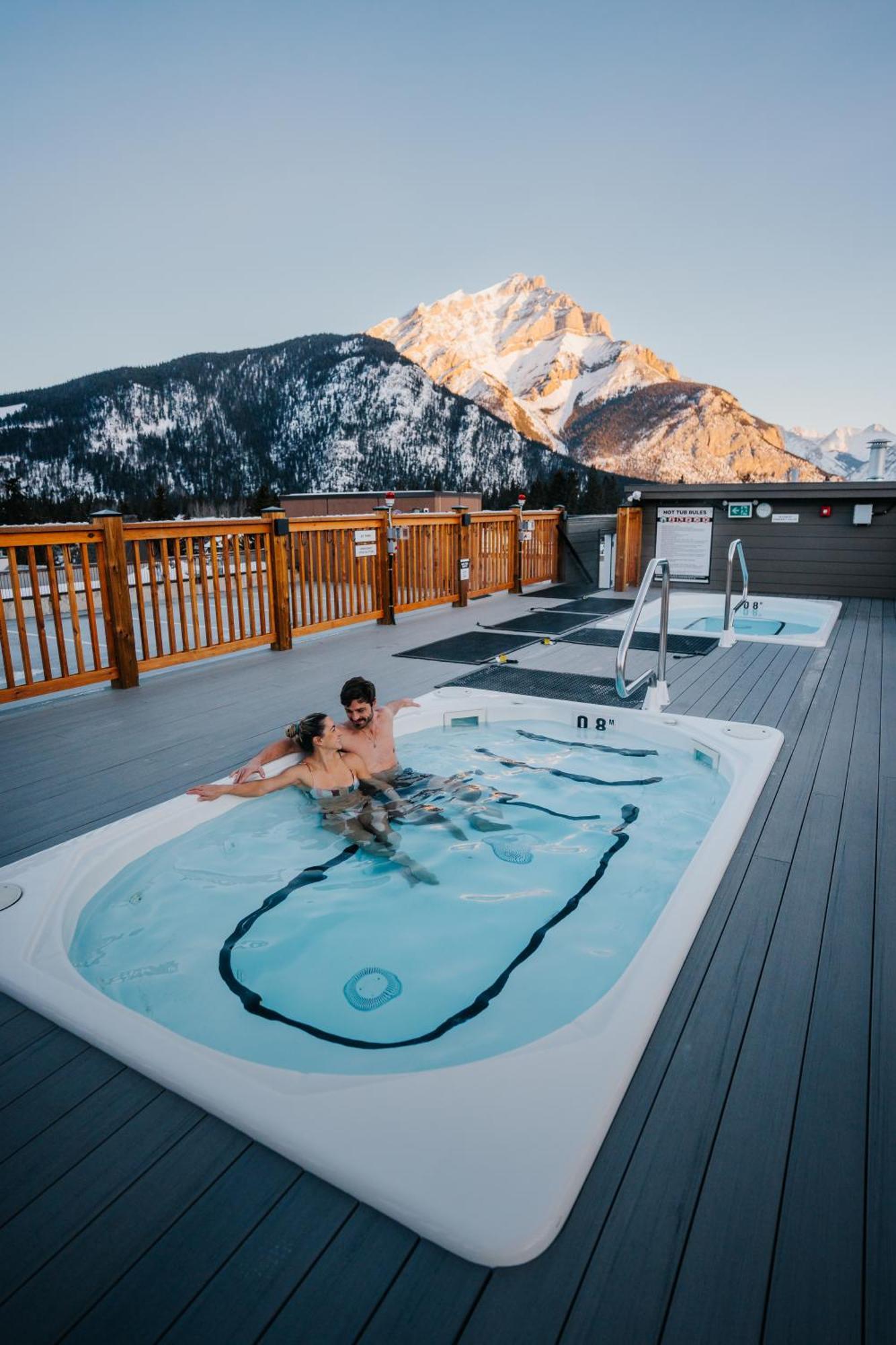 Basecamp Suites Banff Ngoại thất bức ảnh